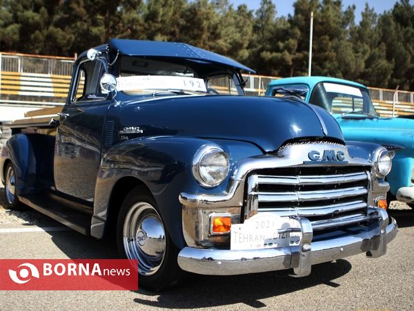 تور اتومبیل های کلاسیک تهران - دیزین