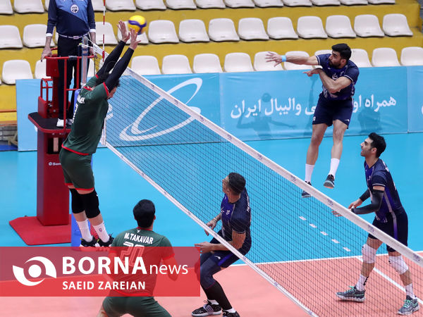 دیدار تیم های والیبال پیکان تهران - پاس تهران