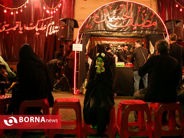 شب هشتم محرم در محله "چهارراه آبسردار تهران"
