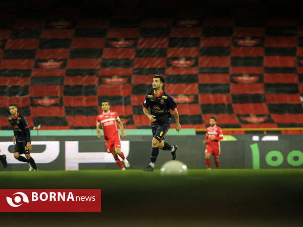 دیدار تیم های فوتبال پرسپولیس - نساجی