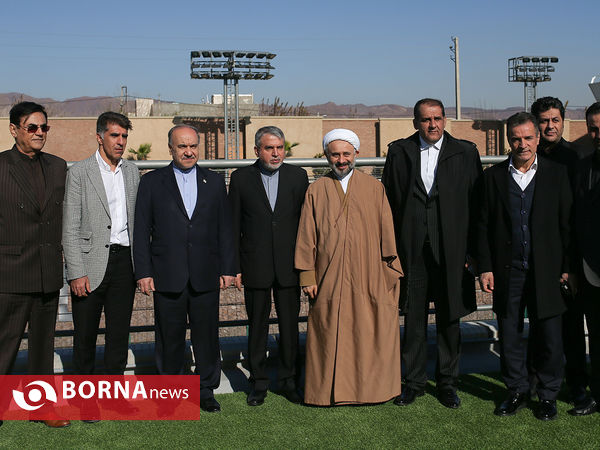 بازدید وزیر ورزش و جوانان از باشگاه تنیس آرشا