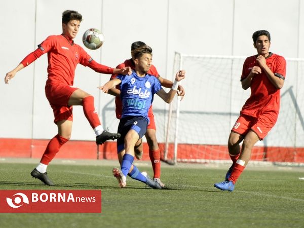 دیدار تیم‌های فوتبال نوجوانان پرسپولیس 2-  نوجوانان استقلال 0