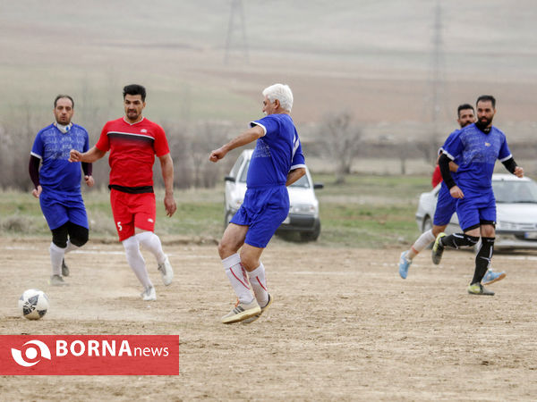 مسابقات فوتبال در روستا