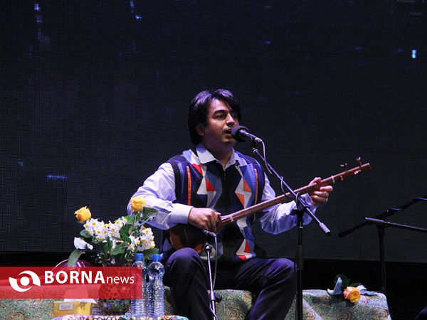 اجرای گروه مستان ( پرواز همای ) در سی و یکمین جشنواره موسیقی فجر