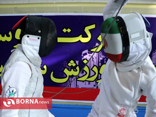 تمرینات بانوان شمشیرباز آذربایجان‌غربی برای حضور در انتخابی المپیک