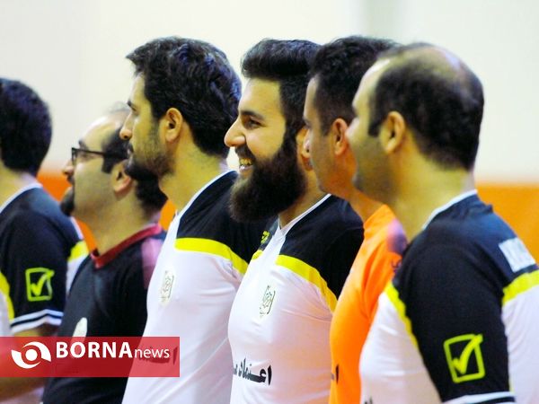 برگزاری فوتسال بین احزاب