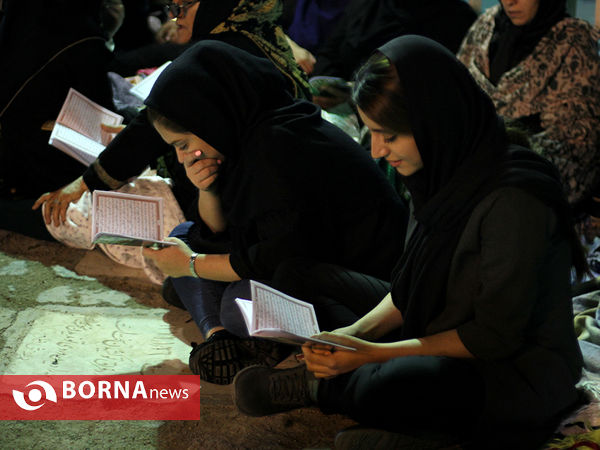 مراسم احیای شب نوزدهم ماه مبارک رمضان در" امامزادگان پنج تن لویزان "