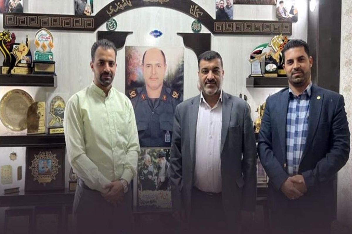 مدیرعامل شرکت فولاد اکسین خوزستان: زنده نگه داشتن یاد و خاطره شهدا یک وظیفه است