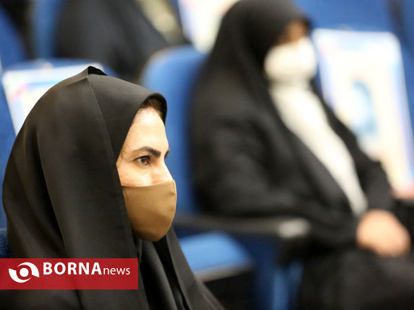 نشست ادبی «واژگان سرخ» در شیراز
