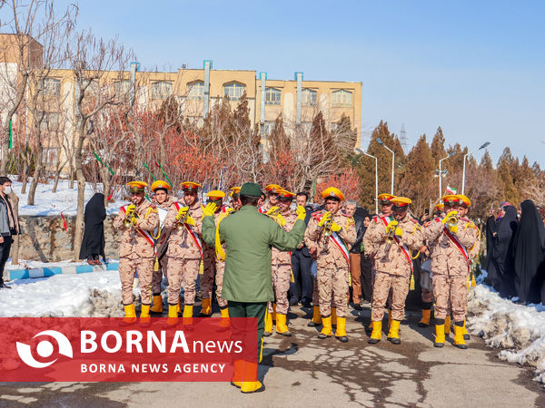 استقبال دانشجویان از شهید گمنام