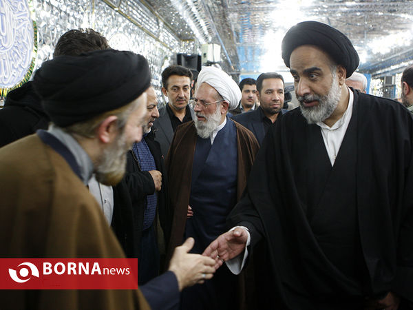 مراسم یادبود شهدا در امامزاده صالح