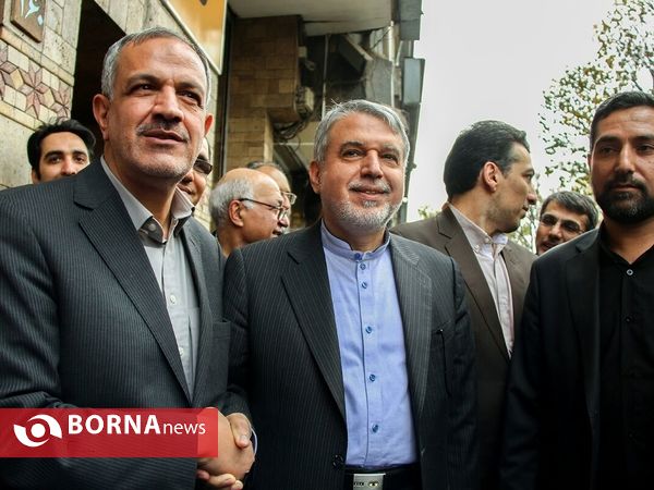 کتابگردی احمد مسجد جامعی