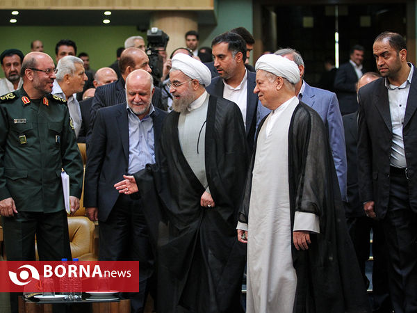 نشست دولتمردان دفاع مقدس