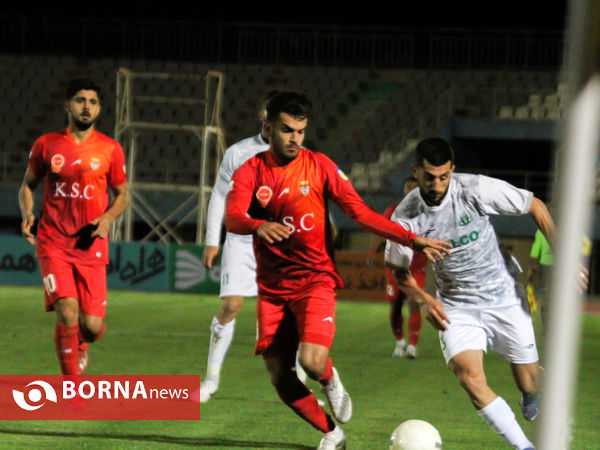 دیدار تیم های فوتبال آلومینیوم اراک- فولاد خوزستان