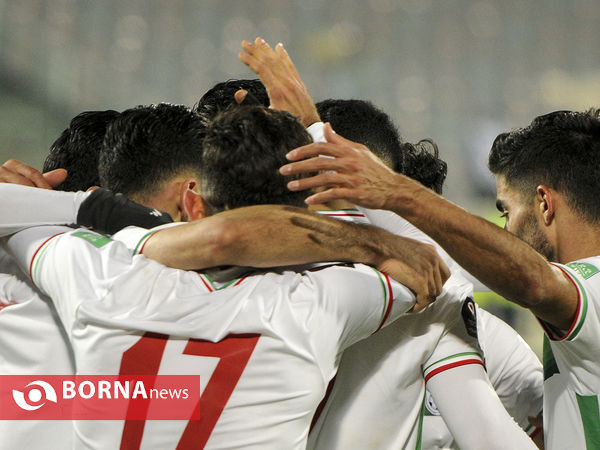 دیدار تیم های فوتبال ایران - امارات