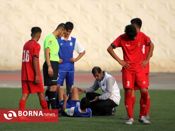 دیدار تیم‌های فوتبال نوجوانان استقلال - پرسپولیس