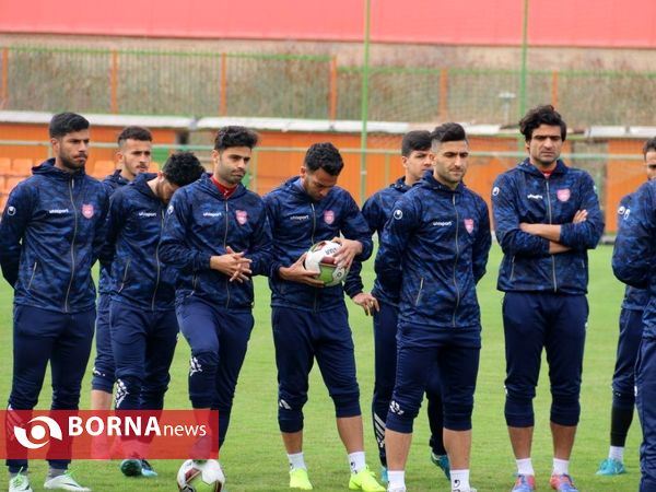 در حاشیه تمرینات تیم فوتبال سپیدرود رشت در اصفهان