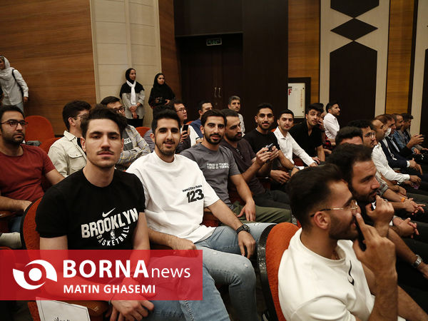 تجلیل از قهرمانان و پیشکسوتان ورزش دانشگاه تهران