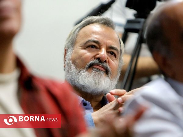 تجلیل از کریم اکبری مبارکه در فرهنگسرای معرفت