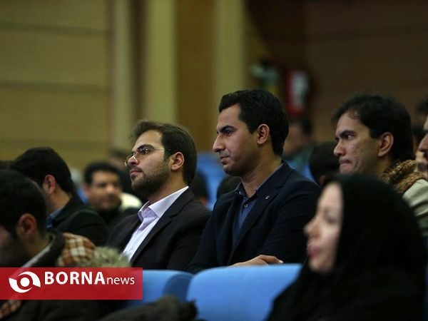هم اندیشی صمیمانه جوانان با دولت