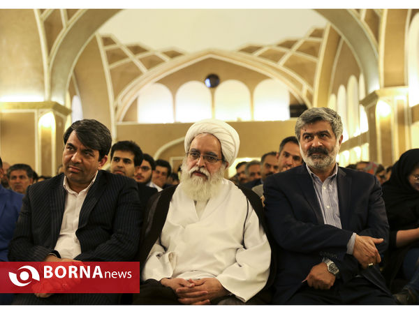 نشست صمیمانه فعالین فرهنگی و اجتماعی استان یزد