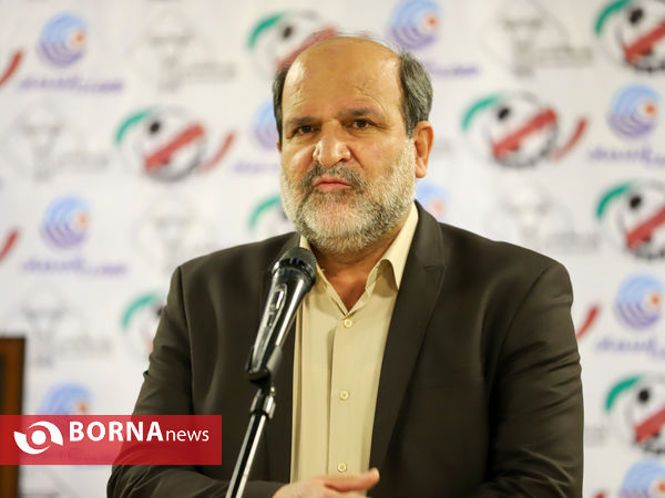 آیین رونمایی از پیراهن داوران فوتبال و فوتسال اراک