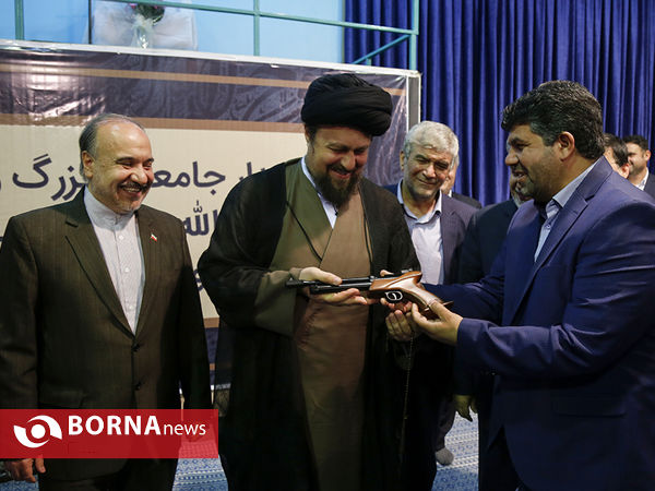 دیدار صمیمی آیت الله سید حسن خمینی با ورزشکاران