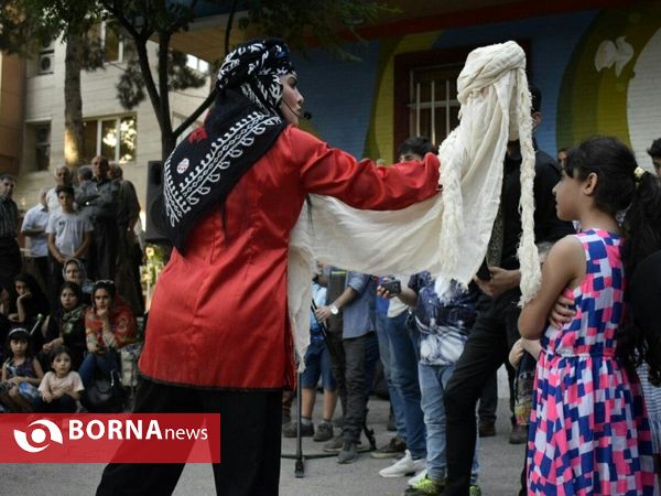 تئاتر خیابانی هفت بوو کله در کرمانشاه