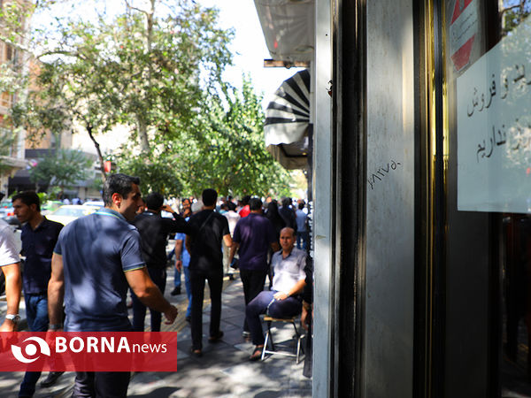 حال و هوای بازار ارز در تهران