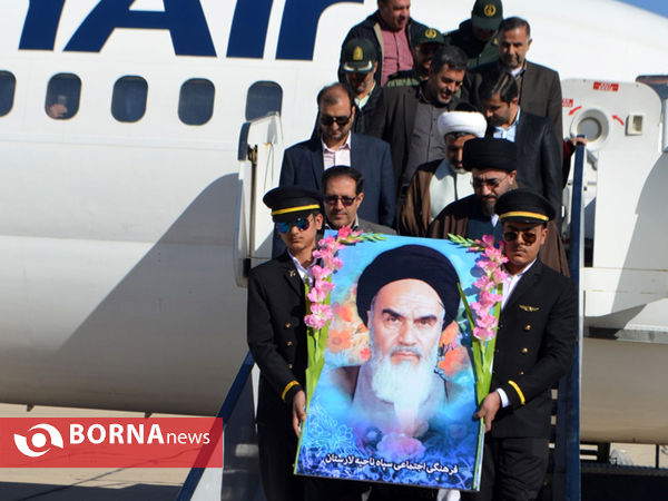 مراسم نمادین ورود تاریخی امام خمینی(ره) به میهن در لارستان