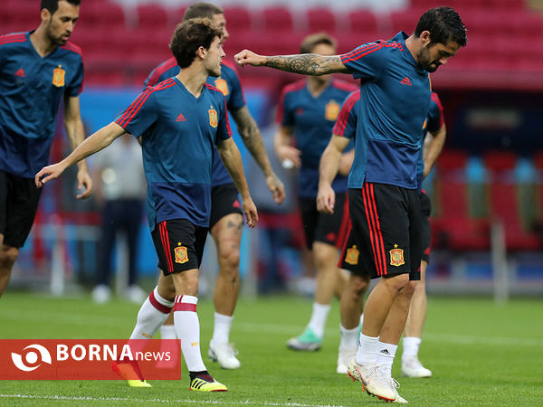 تمرین تیم ملی فوتبال اسپانیا پیش از بازی ایران