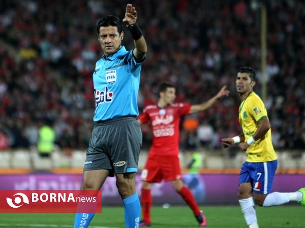 دیدار تیم های فوتبال پرسپولیس- صنعت نفت آبادان