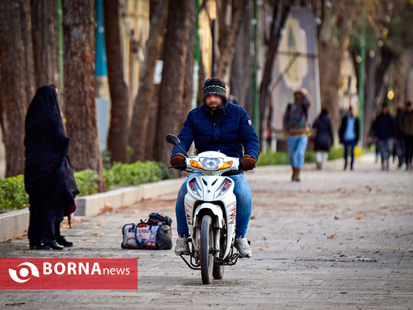 گذرفرهنگی چهارباغ علی رغم پیاده راه شدن پیست موتورسوارها شده است