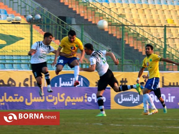 دیدار تیم های فوتبال صنعت نفت - نفت مسجدسلیمان