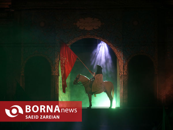 نمایش میدانی «تنهاتر از مسیح»