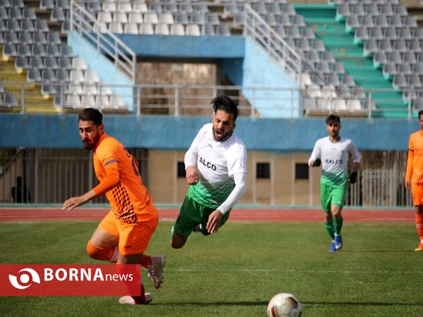 دیدار تیم های فوتبال آلومینیوم اراک - بادران تهران