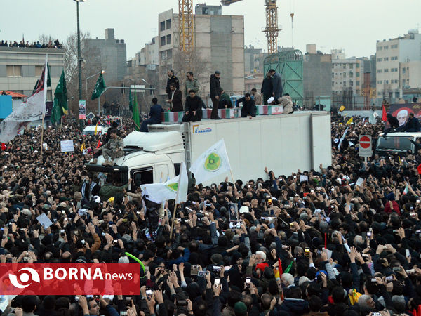 وداع تاریخی مشهدی ها با سردار صلح و امنیت