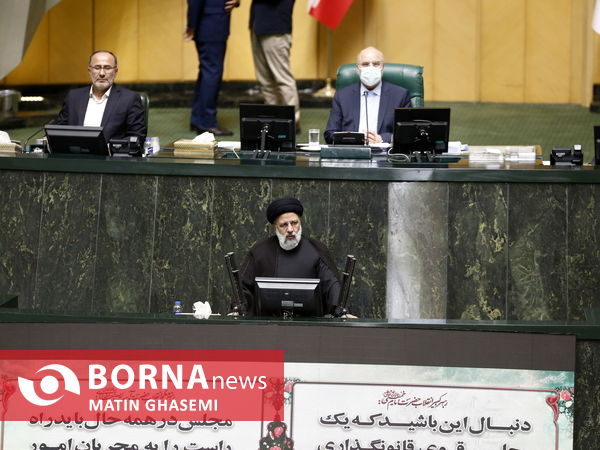 جلسه علنی مجلس برای بررسی استیضاح وزیر صمت