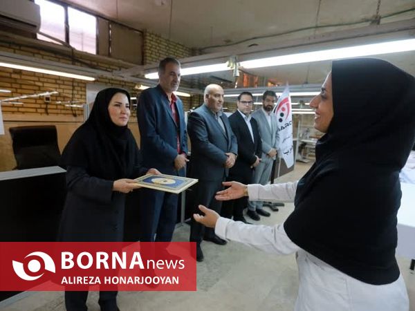 تجلیل از کارگران واحدهای تولیدی و صنعتی اروند