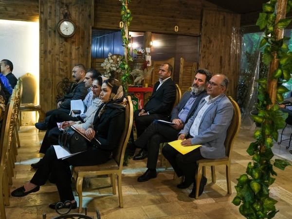 نشست هم اندیشی مدیران هیئت های ورزشی شمیرانات