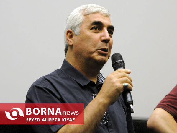 اکران فیلم سینمایی« شب طلایی »