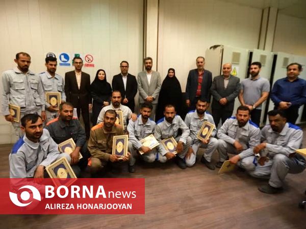 تجلیل از کارگران واحدهای تولیدی و صنعتی اروند