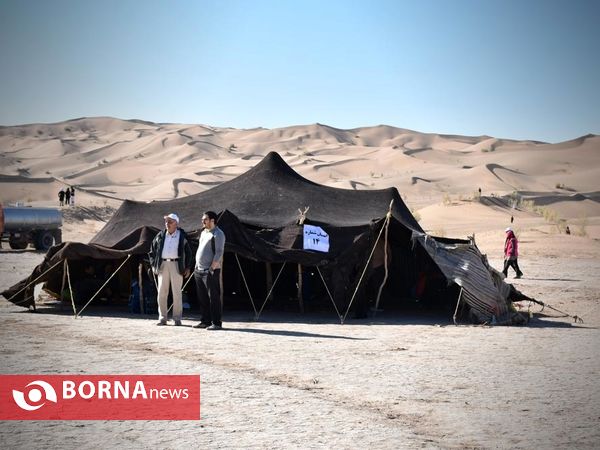 همایش کویرنوردی در نصرت آباد (کویر لوت)