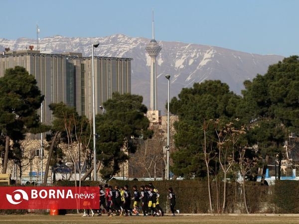 تمرینات نیم فوتبال سپیدرود رشت در تهران