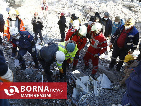 شهر آدمیان ترکیه بعد از زلزله مرگبار ۱۸ بهمن