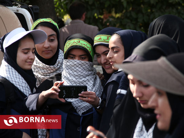 راهپیمایی دانش آموزان، دانشجویان و مردم فارس در یوم الله 13 آبان