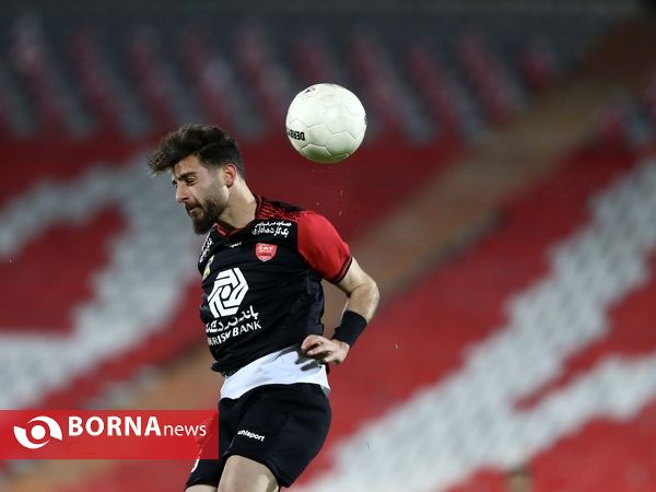 دیدار تیم های فوتبال  پرسپولیس - ماشین‌سازی