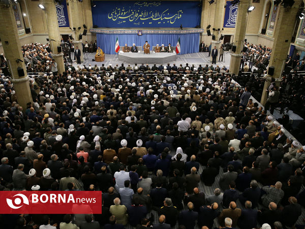 دیدار مسئولان نظام و میهمانان کنفرانس وحدت اسلامى‌ با رهبر انقلاب