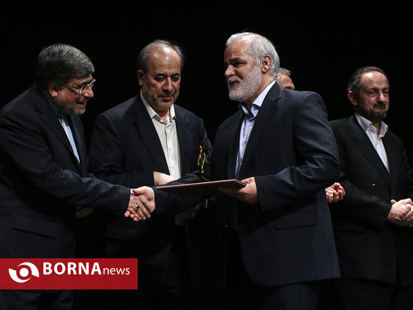 جشن فارغ التحصیلان دانشکده خبر‎