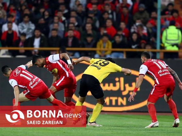 دیدار تیم های فوتبال پرسپولیس- سپاهان 